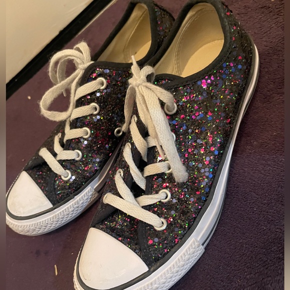 Sparkle converse size 6 - Picture 2 of 6